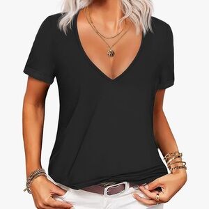 NWT black v-neck t-shirt XL